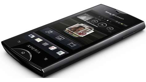 Смартфон Sony Ericsson Xperia ray black