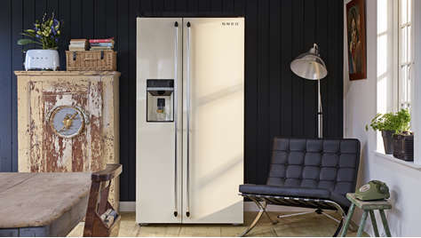 Холодильник Smeg Victoria SBS963