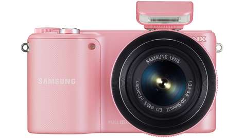 Беззеркальный фотоаппарат Samsung NX2000 Kit Pink