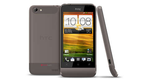 Смартфон HTC One V