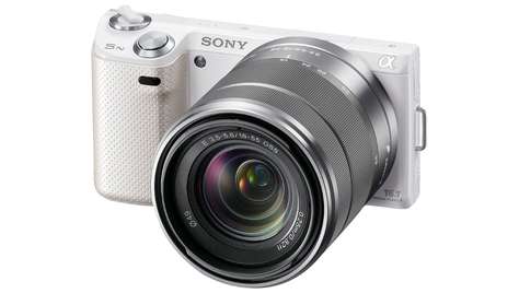 Беззеркальный фотоаппарат Sony Alpha NEX-5N Kit