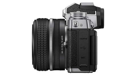 Беззеркальная камера Nikon Z fc Kit 28 mm