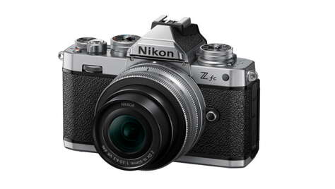 Беззеркальная камера Nikon Z fc Kit 16-50 mm