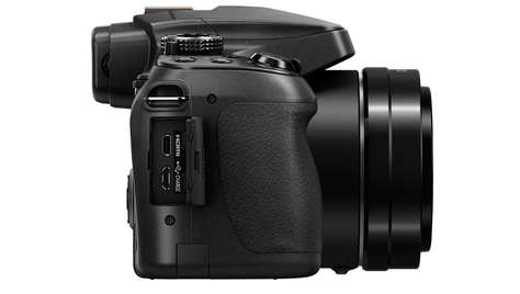 Компактная камера Panasonic Lumix DC-FZ82