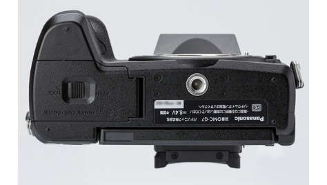 Беззеркальный фотоаппарат Panasonic Lumix DMC-G7 Body