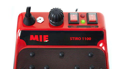 Утюг на паровой станции Mie STIRO 1100 RED