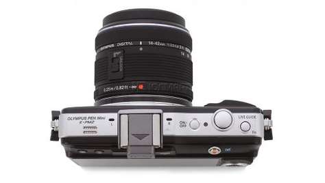 Беззеркальный фотоаппарат Olympus PEN E-PM2 с объективами 14–42 и 15 мм 1:8,0 черный