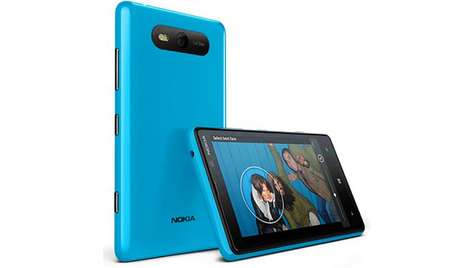Смартфон Nokia LUMIA 820 blue