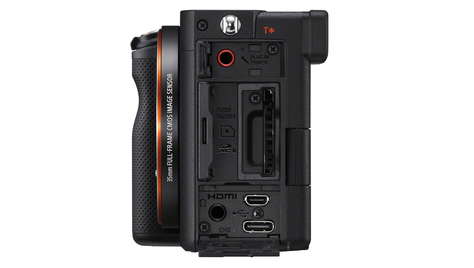 Беззеркальная камера Sony Alpha 7C (ILCE-7CL) kit 28-60 мм