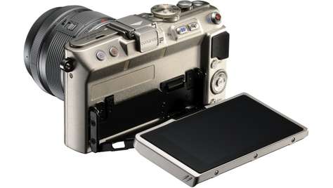 Беззеркальный фотоаппарат Olympus PEN E-PL6 Kit Silver