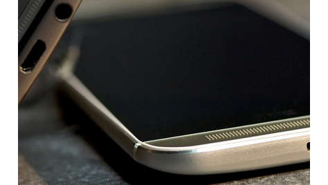 Смартфон HTC One M8