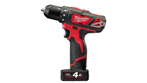 Шуруповерт Milwaukee M12 BDD-402C