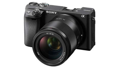 Фотообъектив Sony FE 35 mm f/1.8 (SEL35F18F)