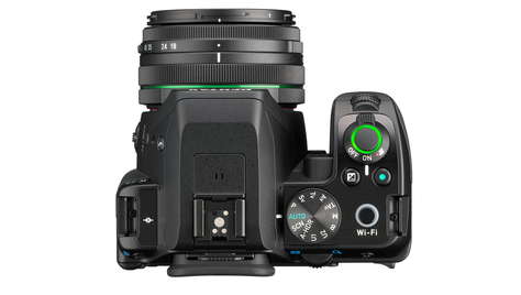 Зеркальный фотоаппарат Pentax K-S2 Kit 18-50mm DC WR RE