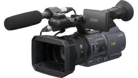 Видеокамера Sony DSR-PD175