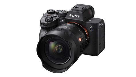 Фотообъектив Sony FE 14 mm F1.8 GM (SEL14F18GM)