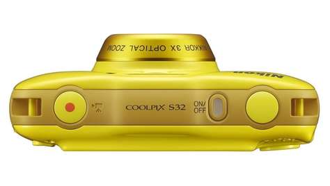 Компактный фотоаппарат Nikon COOLPIX S 32 Yellow