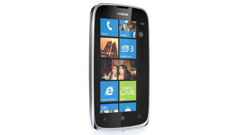 Смартфон Nokia LUMIA 610 white