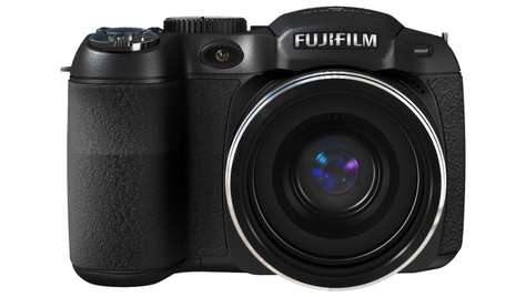 Компактный фотоаппарат Fujifilm FinePix S2950
