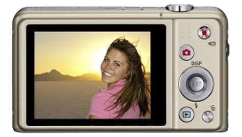 Компактный фотоаппарат Casio Exilim EX-ZS150