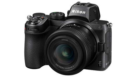 Беззеркальная камера Nikon Z5 Kit 24-50mm