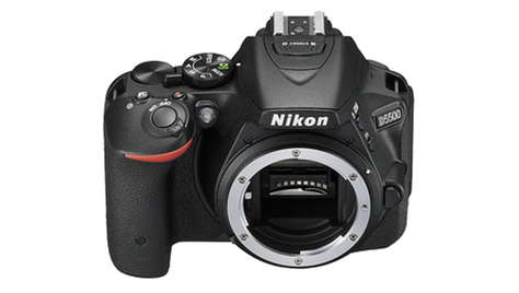 Зеркальный фотоаппарат Nikon D 5500 Body