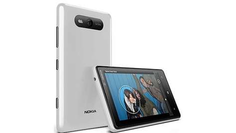 Смартфон Nokia LUMIA 820 white