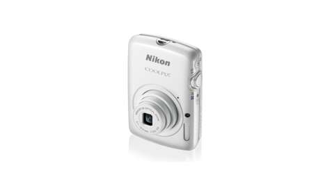 Компактный фотоаппарат Nikon Coolpix S01 White