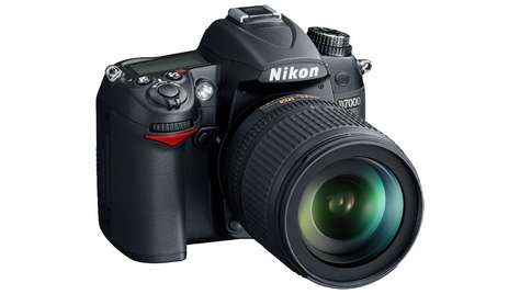 Зеркальный фотоаппарат Nikon D7000 Kit 18-105VR