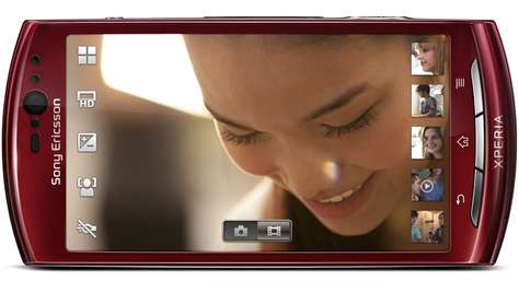 Смартфон Sony Ericsson Xperia neo V red