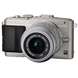Беззеркальный фотоаппарат Olympus PEN E-PM2 с объективами 14–42 и 15 мм 1:8,0 серебристый